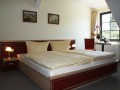 002 Zimmer 8